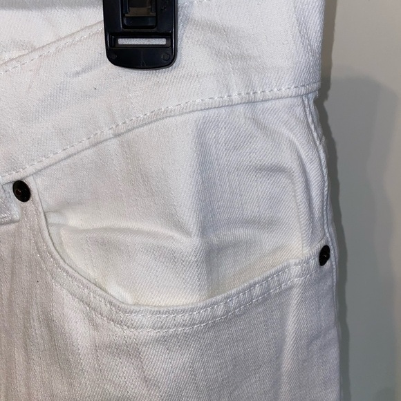 L.L. Bean Women's Flare White Jeans - Picture 4 of 12